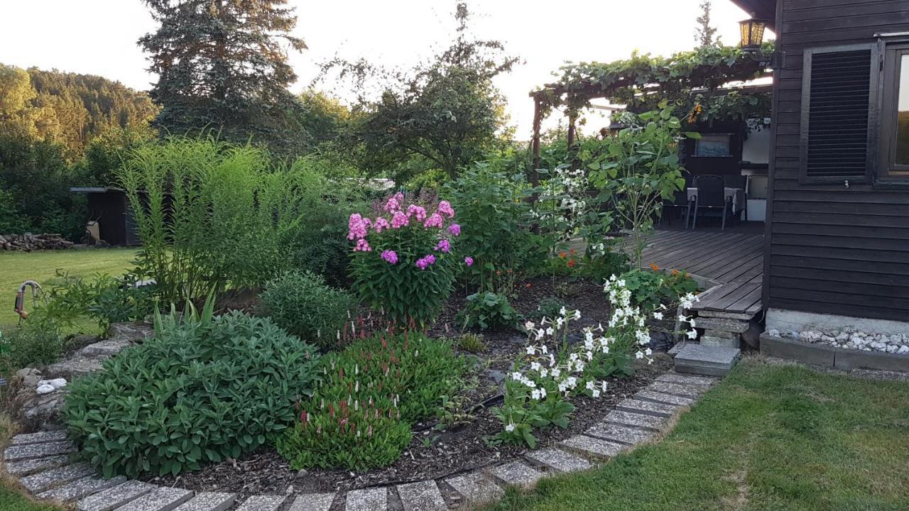 Gemuetliches Ferienhaus Mit Grossem Garten, Ideal Fuer Naturliebhaber Gerhardshofen Exterior foto